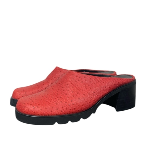 Chicos red textured leather mule - Picture 1 of 7